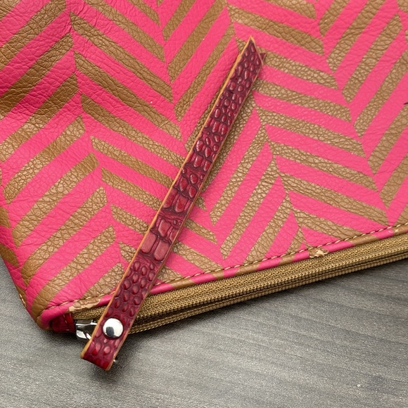 LOFT Cosmetic Bag - Picture 13 of 13